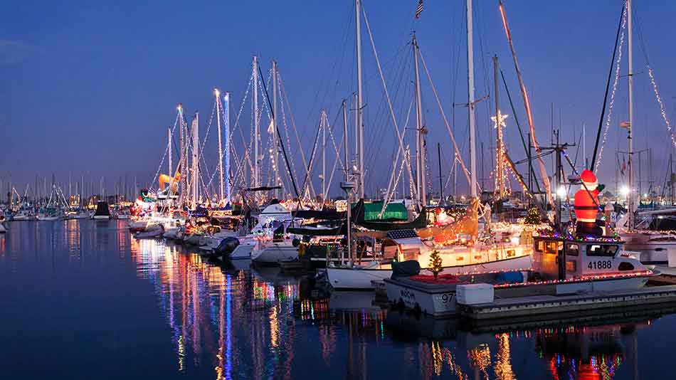 Musical Notes and Holiday Floats Parade of Lights